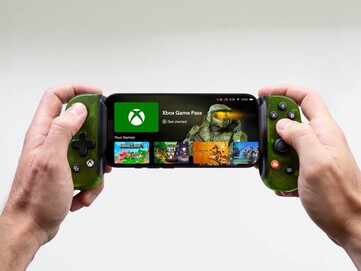 The Backbone One Xbox Edition is compatible with PS Remote Play, Xbox Remote Play, and Steam Link. (Image source: Backbone)